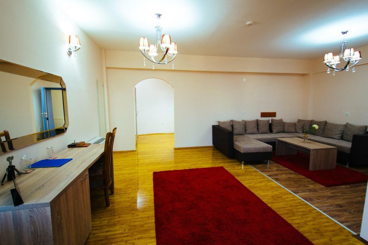 Hotel Kristal Palas Prilep Luaran gambar